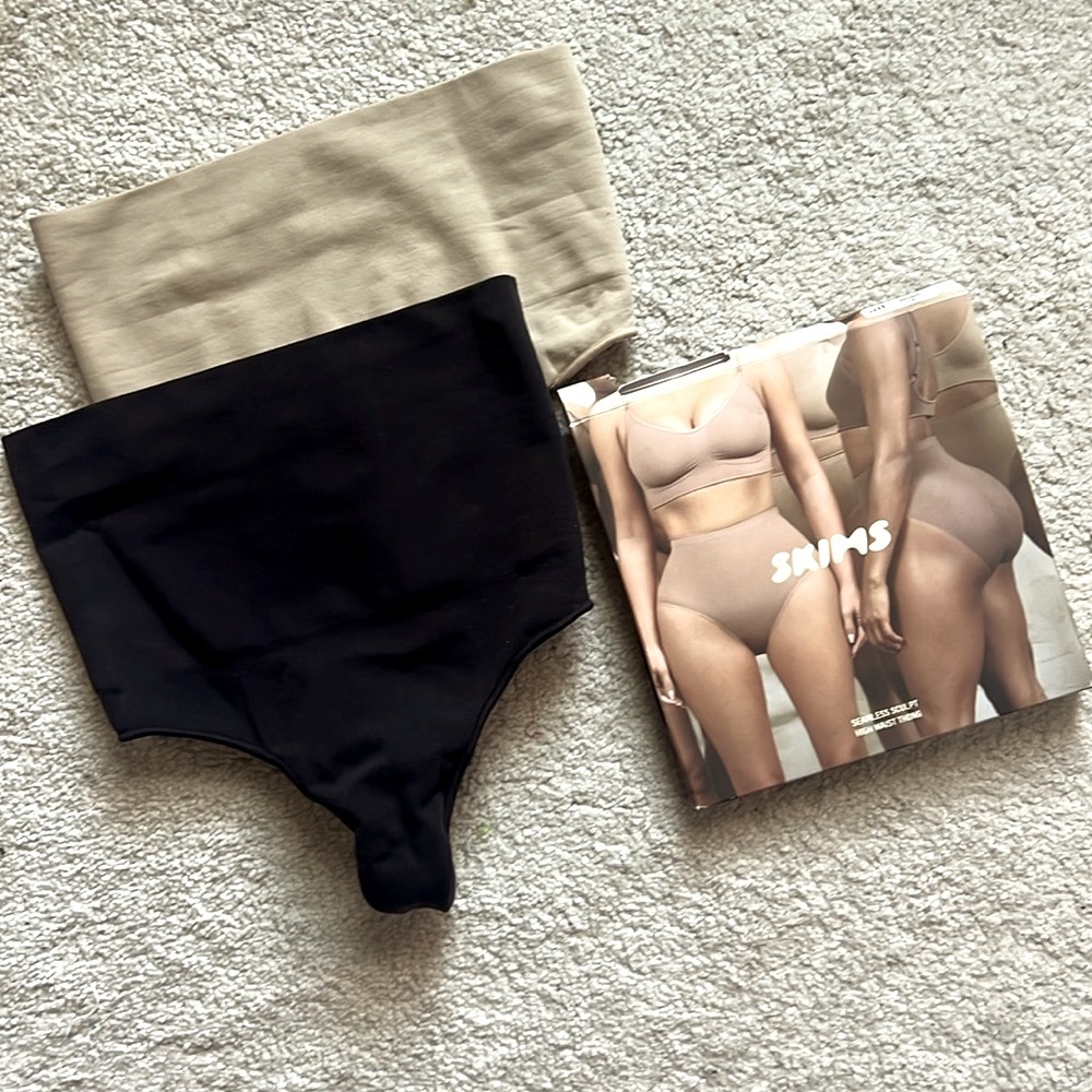 SKIMS SEAMLESS SCULPT HIGH WAIST THONG BLACK & NUDE